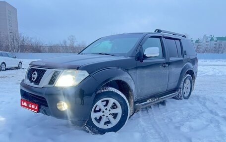 Nissan Pathfinder, 2011 год, 1 790 000 рублей, 1 фотография