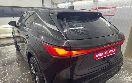 Lexus RX IV рестайлинг, 2023 год, 8 270 000 рублей, 8 фотография