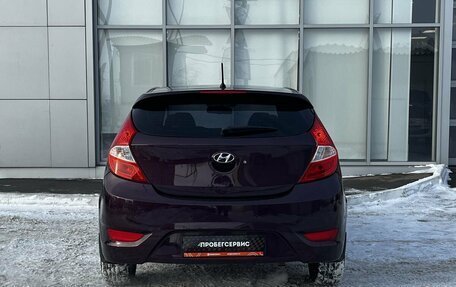 Hyundai Solaris II рестайлинг, 2012 год, 840 000 рублей, 6 фотография