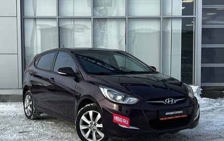 Hyundai Solaris II рестайлинг, 2012 год, 840 000 рублей, 3 фотография