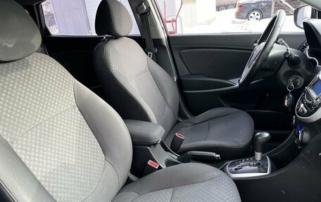 Hyundai Solaris II рестайлинг, 2012 год, 840 000 рублей, 24 фотография