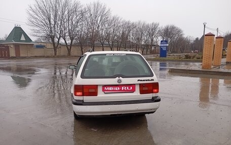 Volkswagen Passat B4, 1994 год, 190 000 рублей, 2 фотография