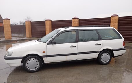 Volkswagen Passat B4, 1994 год, 190 000 рублей, 3 фотография