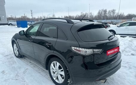 Infiniti QX70, 2014 год, 1 872 000 рублей, 2 фотография