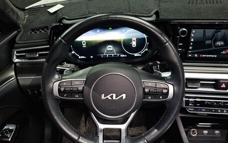 KIA K5, 2022 год, 3 080 000 рублей, 10 фотография