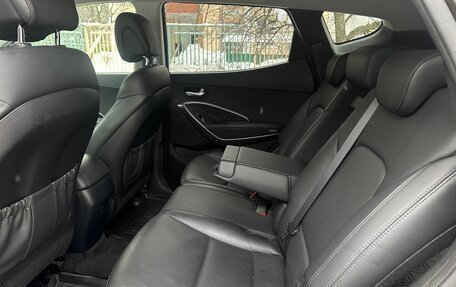 Hyundai Santa Fe III рестайлинг, 2017 год, 2 350 000 рублей, 19 фотография