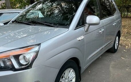 SsangYong Stavic, 2014 год, 1 600 000 рублей, 4 фотография