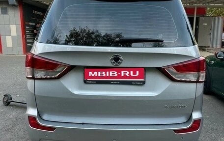 SsangYong Stavic, 2014 год, 1 600 000 рублей, 10 фотография