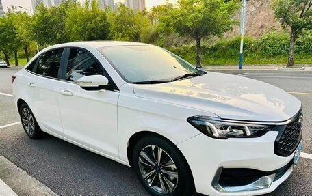 Ford Focus IV, 2021 год, 1 050 007 рублей, 3 фотография