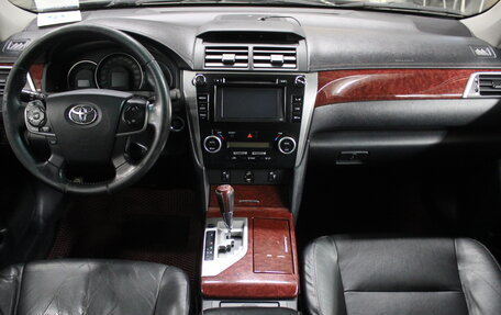 Toyota Camry, 2012 год, 1 165 000 рублей, 9 фотография