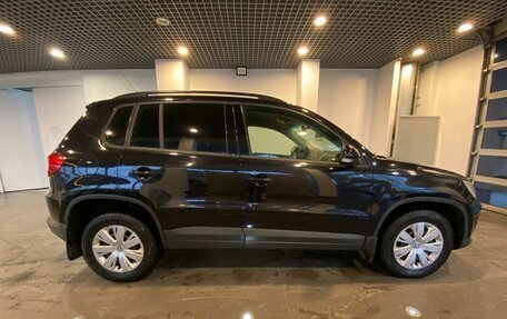 Volkswagen Tiguan I, 2010 год, 900 000 рублей, 2 фотография