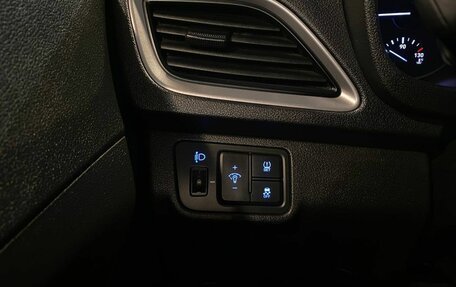 Hyundai Solaris II рестайлинг, 2017 год, 1 188 000 рублей, 32 фотография