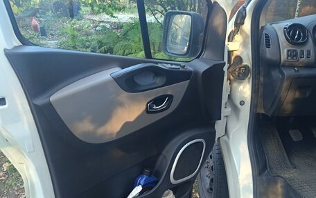 Renault Trafic, 2017 год, 1 800 000 рублей, 5 фотография