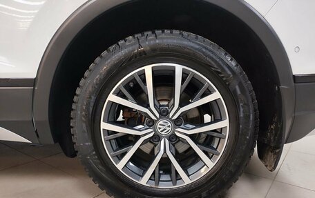 Volkswagen Tiguan II, 2019 год, 2 899 000 рублей, 9 фотография