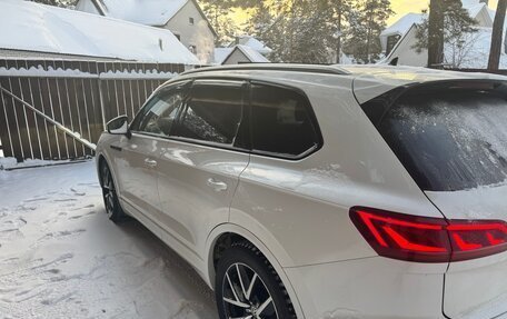 Volkswagen Touareg III, 2019 год, 5 800 000 рублей, 8 фотография