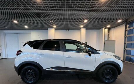 Renault Kaptur I рестайлинг, 2019 год, 1 555 000 рублей, 2 фотография
