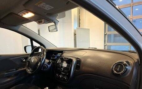 Renault Kaptur I рестайлинг, 2019 год, 1 555 000 рублей, 12 фотография