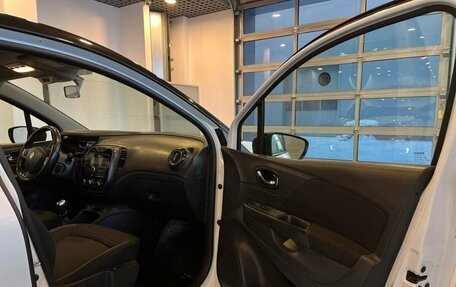 Renault Kaptur I рестайлинг, 2019 год, 1 555 000 рублей, 25 фотография