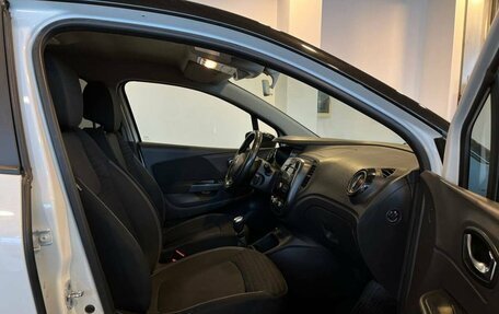 Renault Kaptur I рестайлинг, 2019 год, 1 555 000 рублей, 27 фотография