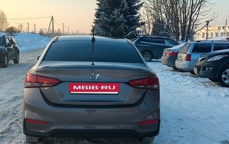 Hyundai Solaris II рестайлинг, 2018 год, 1 145 000 рублей, 7 фотография