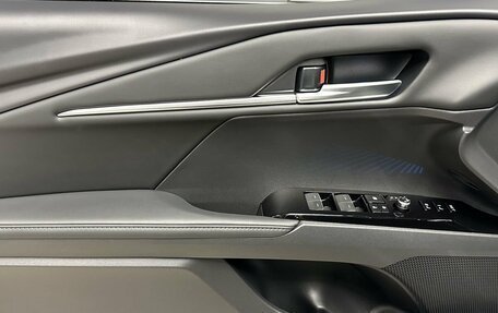 Toyota Camry, 2025 год, 4 490 000 рублей, 5 фотография