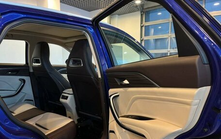 FAW Bestune T77, 2023 год, 1 835 000 рублей, 7 фотография