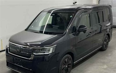 Honda Stepwgn, 2022 год, 2 300 000 рублей, 1 фотография