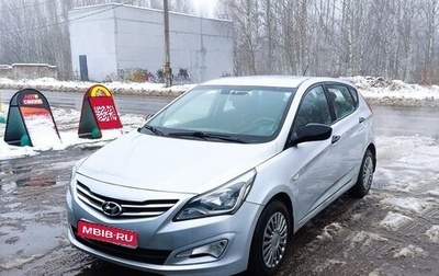 Hyundai Solaris II рестайлинг, 2015 год, 780 000 рублей, 1 фотография