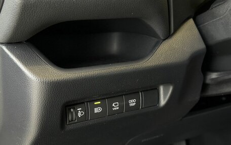 Toyota RAV4, 2025 год, 4 190 000 рублей, 13 фотография