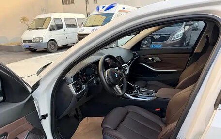 BMW 3 серия, 2022 год, 2 691 852 рублей, 7 фотография