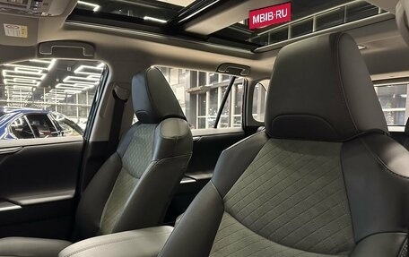 Toyota RAV4, 2025 год, 4 190 000 рублей, 16 фотография