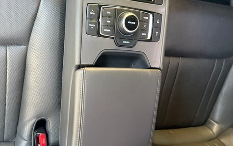 Genesis G90 I рестайлинг, 2015 год, 1 695 000 рублей, 12 фотография