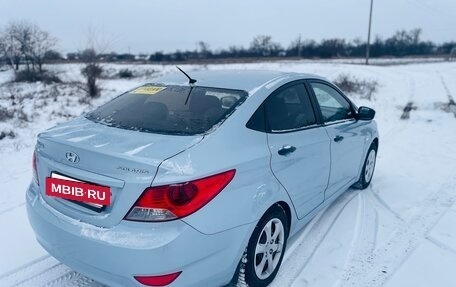 Hyundai Solaris II рестайлинг, 2011 год, 815 000 рублей, 6 фотография