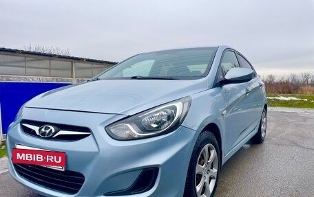 Hyundai Solaris II рестайлинг, 2011 год, 815 000 рублей, 8 фотография
