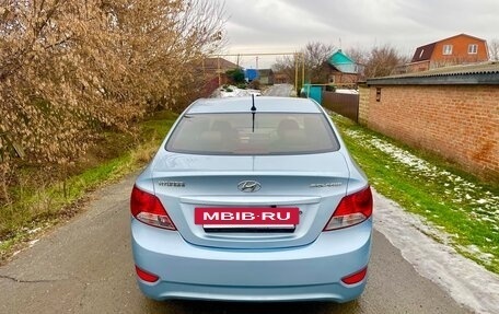 Hyundai Solaris II рестайлинг, 2011 год, 815 000 рублей, 12 фотография