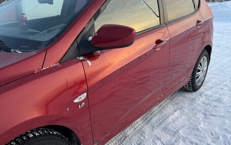 Hyundai Solaris II рестайлинг, 2012 год, 850 000 рублей, 2 фотография