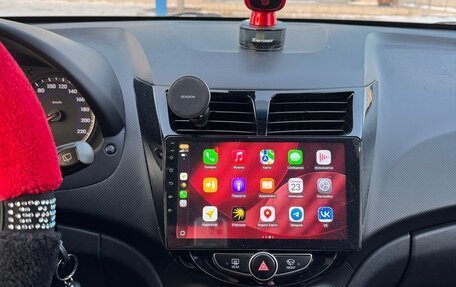 Hyundai Solaris II рестайлинг, 2012 год, 850 000 рублей, 7 фотография