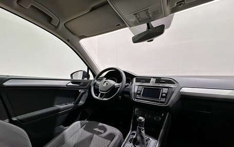 Volkswagen Tiguan II, 2017 год, 1 750 000 рублей, 12 фотография