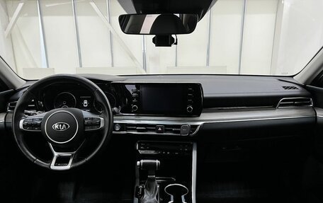 KIA K5, 2021 год, 3 200 000 рублей, 12 фотография