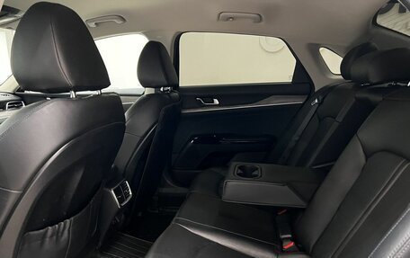 KIA K5, 2021 год, 3 200 000 рублей, 38 фотография