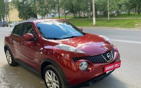 Nissan Juke II, 2013 год, 1 350 000 рублей, 2 фотография