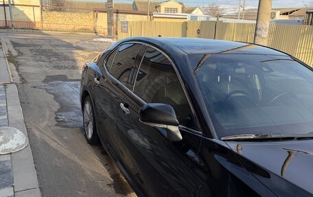 Toyota Camry, 2019 год, 3 150 000 рублей, 2 фотография