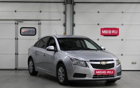 Chevrolet Cruze II, 2012 год, 599 900 рублей, 3 фотография