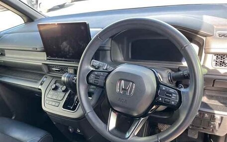 Honda Stepwgn, 2022 год, 2 300 000 рублей, 5 фотография