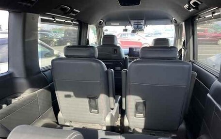 Honda Stepwgn, 2022 год, 2 300 000 рублей, 9 фотография