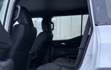 Toyota Land Cruiser Prado, 2024 год, 11 380 000 рублей, 9 фотография