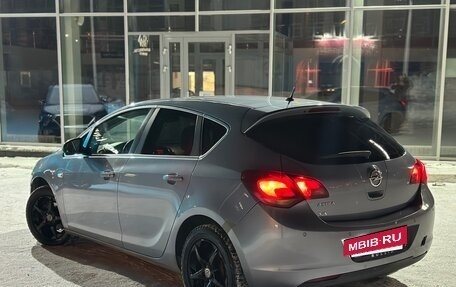 Opel Astra J, 2011 год, 575 000 рублей, 4 фотография