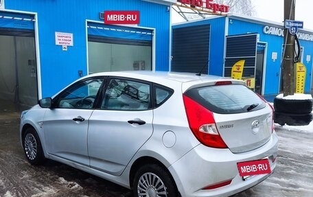 Hyundai Solaris II рестайлинг, 2015 год, 780 000 рублей, 7 фотография