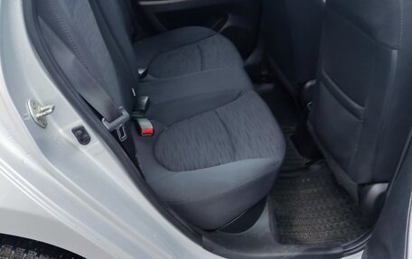 Hyundai Solaris II рестайлинг, 2015 год, 780 000 рублей, 17 фотография