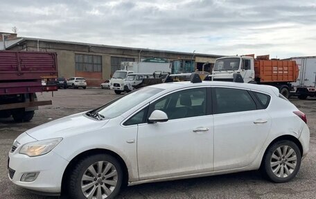 Opel Astra J, 2010 год, 425 000 рублей, 11 фотография